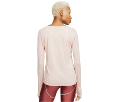 قميص جري من نايك (مقاس M)