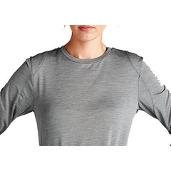 قميص أداء Asics